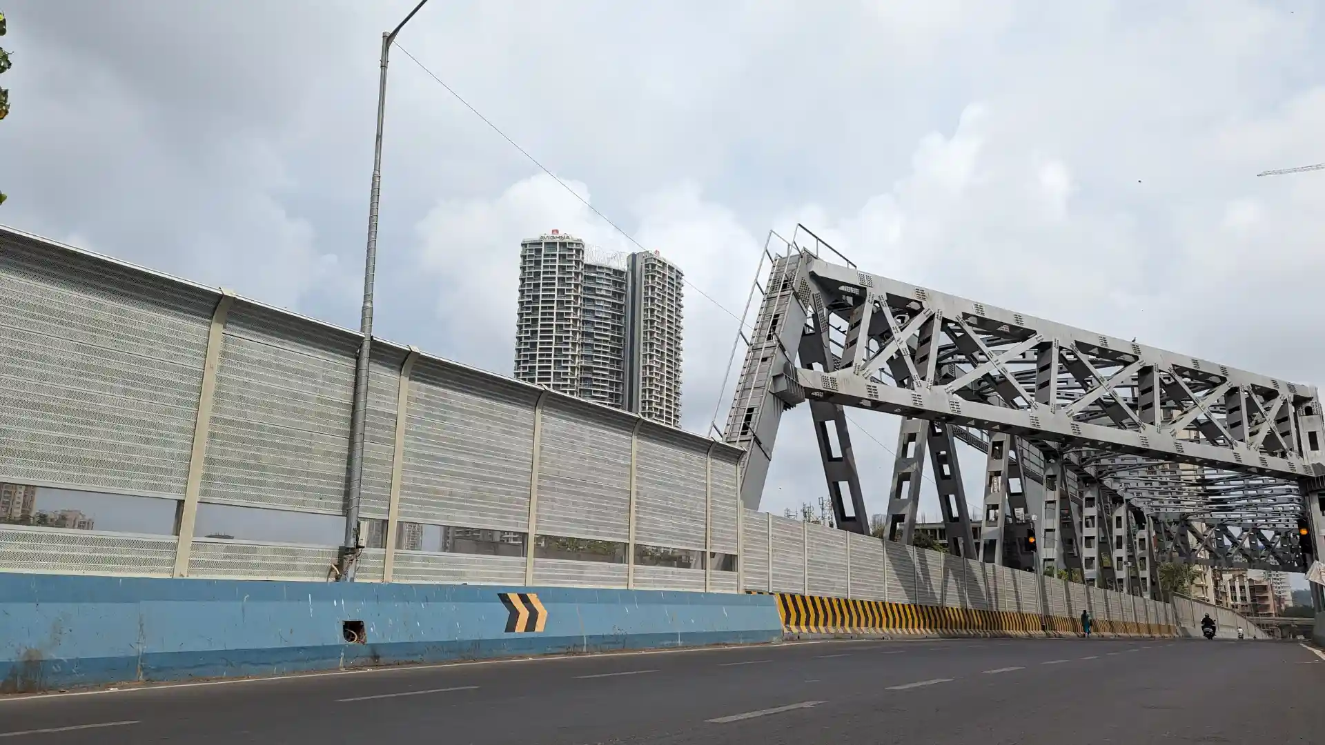 Pinakee Engineers & Developers Delisle Bridge in Lower Parel, Mumbai 2022